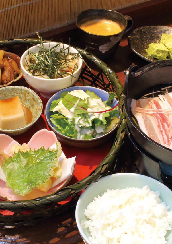 黑豚屋八女HIRUYOKE店